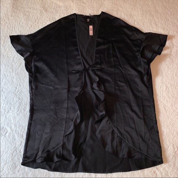 🔥SALE🔥VS Black Satin Ruffle Kimono Robe - Picture 5 of 10